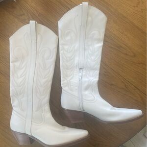 Matisse Agency Ivory Western Boots